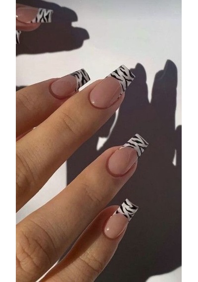Doğal & Narin Görünümlü 24'lü Takma Tırnak Seti Zebra Desenli Tam Kapatan Yapma Tırnak Takımı