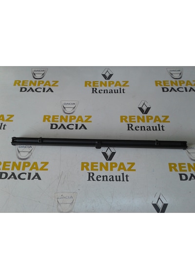 Renault Megane 2 Arka Cam Perdesi 7701057627