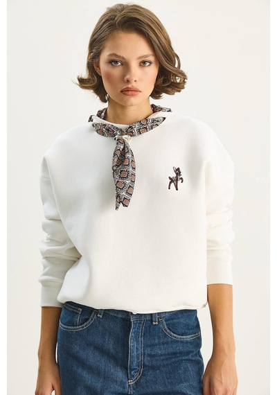 Shade Kadın Fular Detaylı Ceylan Nakışlı Üç İplik Şardonlu Oversize Sweatshirt 6916 60283615 - Beyaz