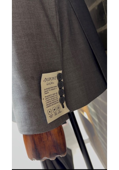 Dupont Classics Erkek Slim Fit 6 Drop Sivri Yaka Yelekli Poliviskon Çift Yırtmaç Takım Elbise Gri Dupont Classics Erkek Slim Fit 6 Drop Sivri Yaka Yelekli Poliviskon Çift Yırtmaç Takım Elbise Gri