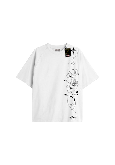 Flood Of Style Beyaz Oversize T-shirt Çiçek Dal Yıldız Özel Tasarım