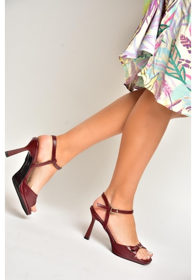 Fox Shoes Y518710109 Bordo İnce Topuklu Kadın Ayakkabı
