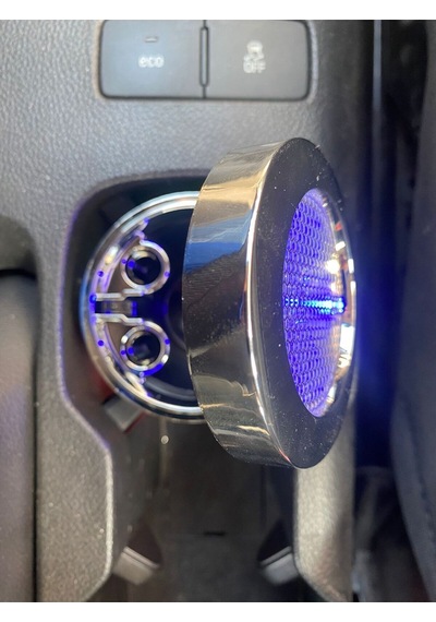 Universal 7 Renkli Rgb Led Işıklı Lüx Oto Küllük Kapaklı Spor Araç İçi Küllük Araba Küllüğü