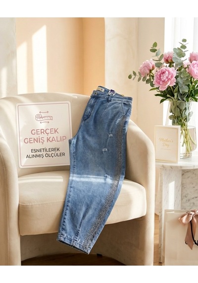 Büyük Beden Mom Kesim Yan Şerit Detaylı Denim Kadın Pantolon Mavi