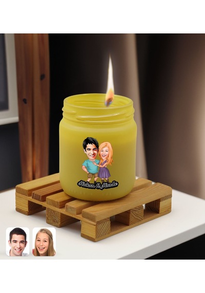Bk Gift Kişiye Özel Dtf Sevgili Karikatürlü Sarı Renkli Cam Kavanozda Kokulu Mum-1, Sevgiliye Hediye, Doğum Günü Hediyesi