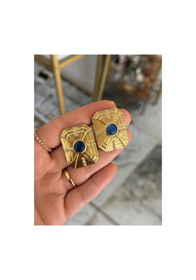 Vintage Kare Model Gold Çerçeveli Lacivert Taş Detaylı Küpe Altın