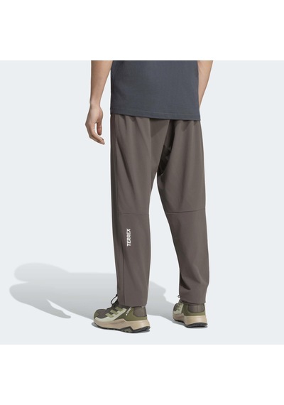 Adidas Terrex Multi Essentials Erkek Yeşil Eşofman Altı Kw7407