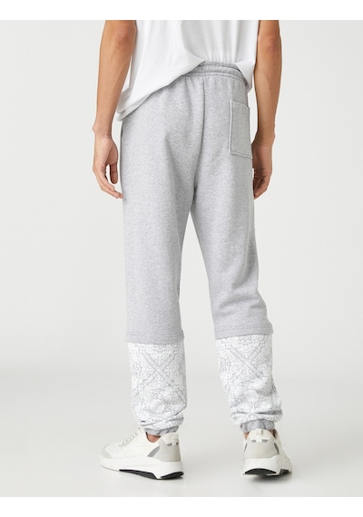 Koton Basic Jogger Eşofman Altı Beli Bağcıklı Çiçek Baskılı Gri 3sam40038mk 3SAM40038MK031 Gri Koton Basic Jogger Eşofman Altı Beli Bağcıklı Çiçek Baskılı Gri 3sam40038mk 3SAM40038MK031 Gri