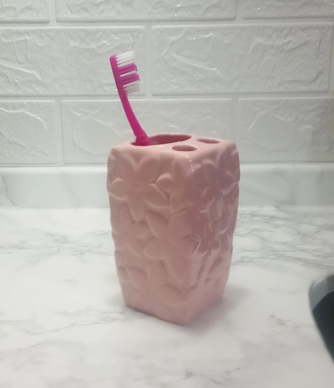 2 Adet Seramik Diş Fırçalık Çiçekli Pembe Model 7x7x12cm Banyo Seti Çok Renkli