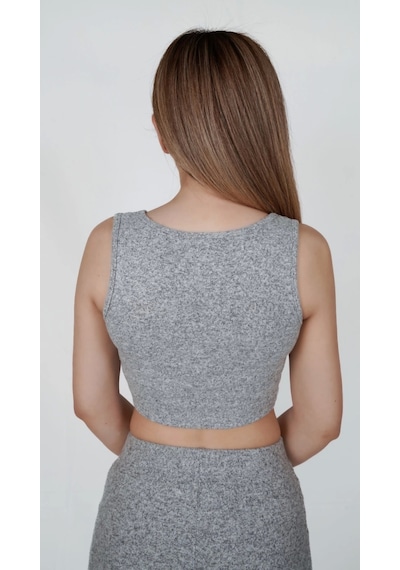 Yumuşak Dokulu Kalın Askılı Crop Top