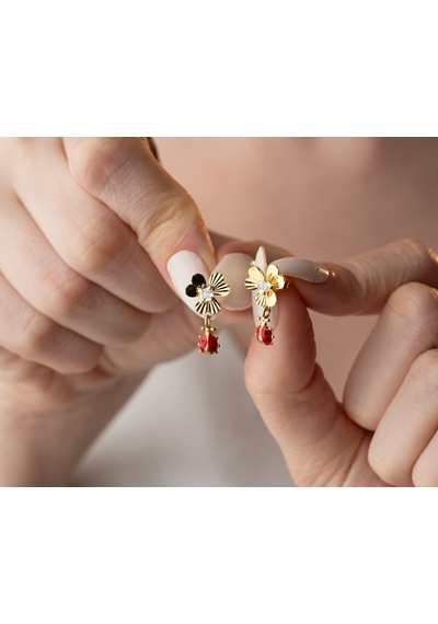 925 Ayar Uğur Böcekli Yonca Küpe.rose.gold.rodaj Gümüş