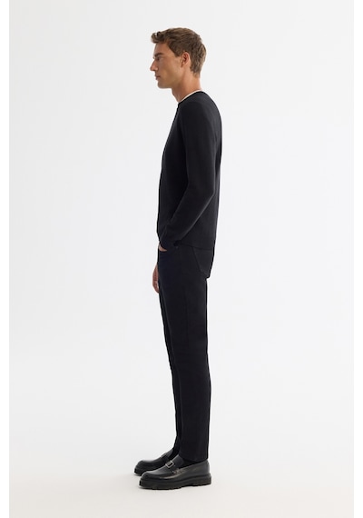 Avva Erkek Siyah Viskon Bisiklet Yaka Triko Regular Fit Kazak B005132