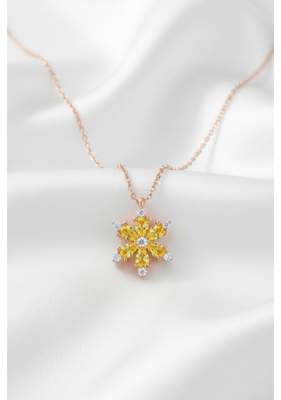 Çekirdekjewelry 925 Ayar Gümüş Sarı Taşlı Kamelya Çiçeği Kolye Rose