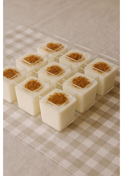 10 Lu Kare Plastik Tatlı Sunum Bardakları Şık Ve Hazır İkramlık Set 220 Ml