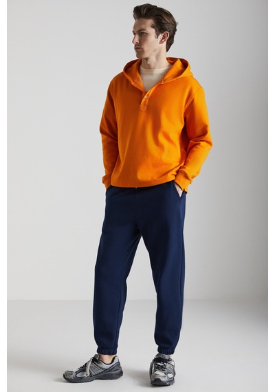 Grimelange Karlo Erkek Pamuklu Kapüşonlu Yakası Düğmeli Turuncu Sweatshirt