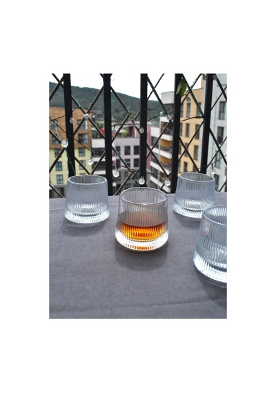 1 Adet Cam Viski Kokteyl Bardağı Kadehi 360 Dönen Kristal Görünümlü Cam Bardak 170ml Şeffaf