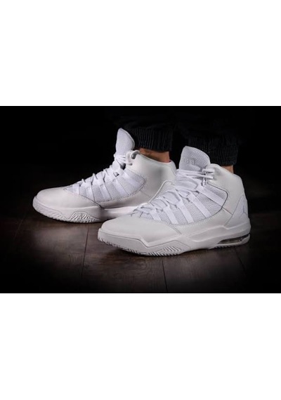 Nike Jordan Max Aura Byeaz Beyaz