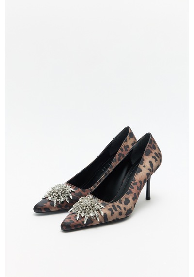 Lutvelizade Topuklu 2601 Sivri Burun Toka Detaylı Stiletto Leopar Kadın Topuklu