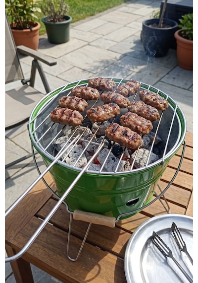 Küçük Katlanabilir Metal Piknik Izgara Mangal Barbekü Yeşil