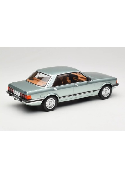 1:18 Ölçek Mcg 1982 Ford Granada Mk Iı 2.8 Ghia Diecast Metal Minyatür Model Araba 25cm