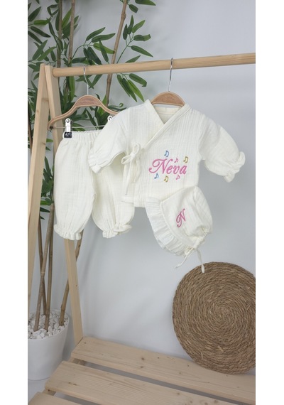 Gros Shop Müslin Yeni Doğan 4katlı Organik %100pamuk Kişiye Özgü Nakışlı Hastane Çıkış Seti Nota Model Ekru