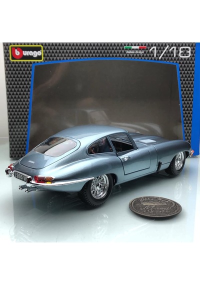 1961 Jaguar E-type 3.8 Coupe Blue Metallic 1 18 Ölçek Burago Mark
