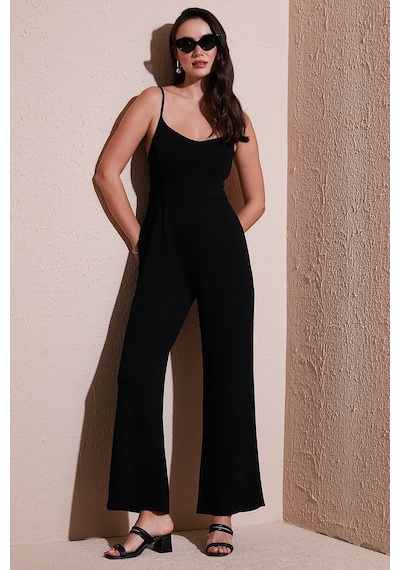 Lela Regular Fit Yuvarlak Yaka Askılı Bol Paça Bayan Tulum 5866147 Siyah