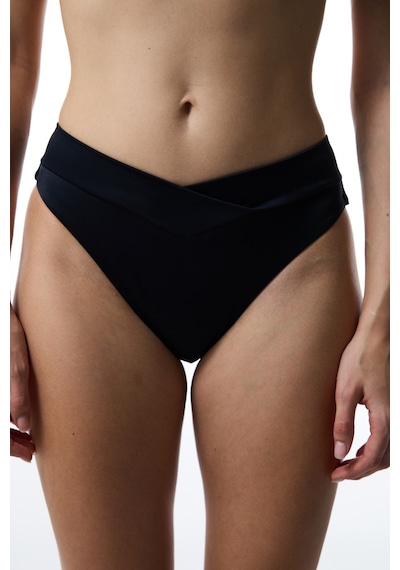 Penti Siyah V Kesimli Bikini Altı