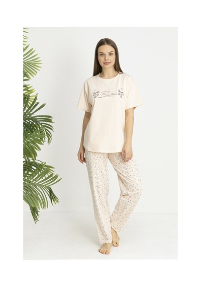 Estiva Kadın Flora Alt Desenli Somon Penye Lycra Kısa Kollu Pijama Takımı Çok renkli Estiva Kadın Flora Alt Desenli Somon Penye Lycra Kısa Kollu Pijama Takımı Çok renkli