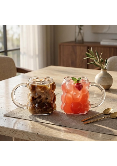 Boncuk Desenli Borosilikat Cam Bardak, 350 Ml Geniş Kapasite, Isıya Dayanıklı Yapı, Bulaşık Makinesinde Yıkanabilir, Ev Ofis Restoran İçin Uygun Kulplu Kahve Espresso Sunum Bardağı çok renkli