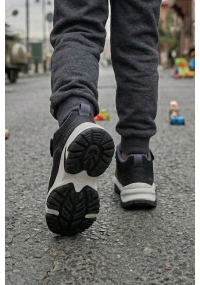 In Step Titan Mini - Cırt Cırtlı Dayanıklı Unisex Çocuk Spor Ayakkabı - Siyah