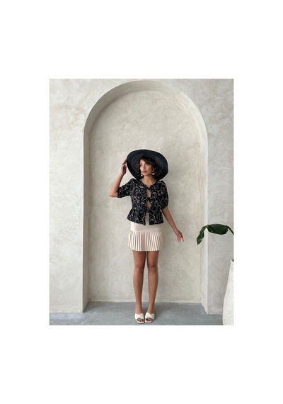 Verymoda Önden Bağlamalı Nakışlı Bluz D2788 Siyah