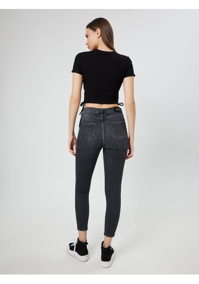 LOFT Crop Kadın Tshirt K.kol Lf2031454 Q1.v1 Siyah