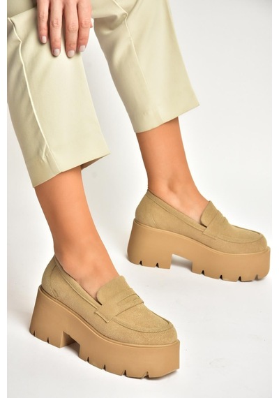 Fox Shoes Y272972502 Bej Süet Kalın Tabanlı Günlük Kadın Ayakkabı Fox Shoes Y272972502 Bej Süet Kalın Tabanlı Günlük Kadın Ayakkabı