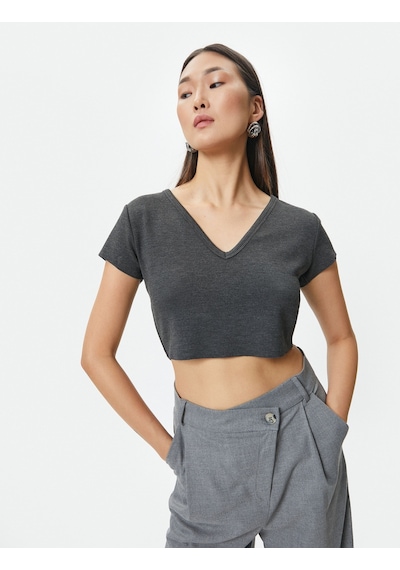 Koton Crop Tişört Kısa Kollu V Yaka Antrasit 4sak50231ek 4SAK50231EK931 Antrasit