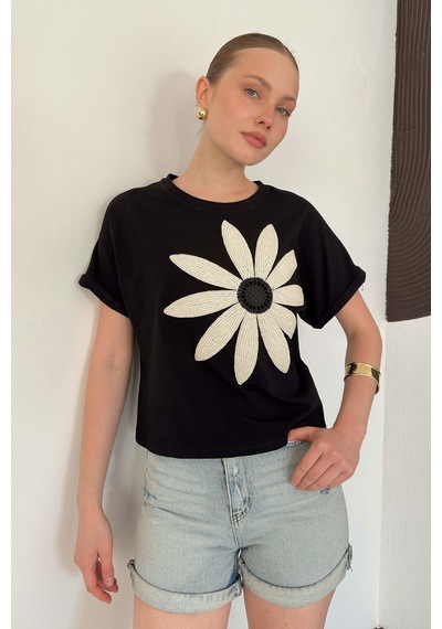 Verymoda Çiçek Detaylı Tişört D2910 Siyah