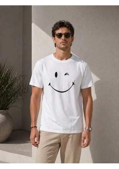 Defymoda Erkek Minimal Gülümseyen Yüz Baskılı Tişört Kısa Kol Yazlık T-shirt - Beyaz