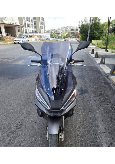 Motocam Kanuni Seha 150 Ön Cam 2022-2026 Model 55cm Füme Renkli 4mm Kısa