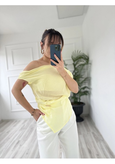 Keymoda Kadın Toka Detaylı Cape Bluz Sarı