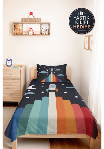 Evimde Bambaşka Uzay Roket Desenli Lacivert Çocuk Odası Tek Kişilik Pike Takımı-desenli 160x220 CM Yatak Örtüsü Evimde Bambaşka Uzay Roket Desenli Lacivert Çocuk Odası Tek Kişilik Pike Takımı-desenli 160x220 CM Yatak Örtüsü