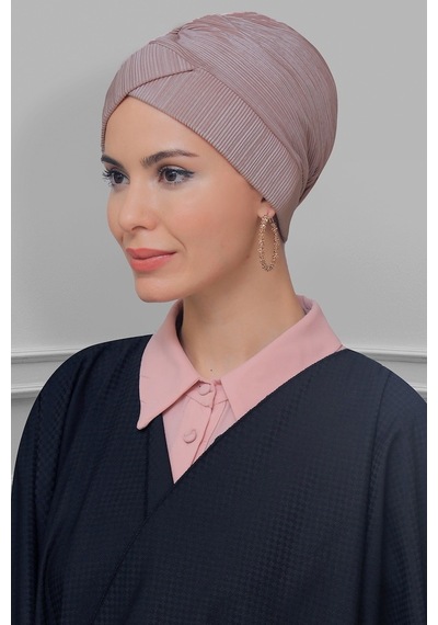 Hürrem Bone Violet Pratik Hazır Geçmeli Tesettür Bone Fukuro Piliseli Çapraz Çok Renkli Hürrem Bone Violet Pratik Hazır Geçmeli Tesettür Bone Fukuro Piliseli Çapraz Çok Renkli