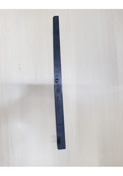 8D0877792A A4 Golf4 Leon Sunroof Çitasi Sağ Üst --