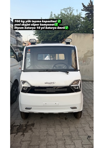 Skyjet Super Kamyonet Super Truck 4 Tekerli Elektrikli Taşıma Aracı Beyaz