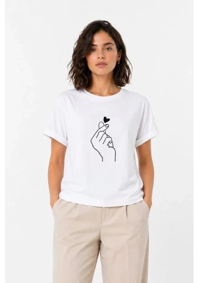 Defymoda Kore Parmak Kalp Aşk Temalı Minimal Baskılı Tişört Yazlık Kısa Kol T-shirt - Beyaz