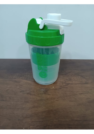 Sızdırmaz Ve Ve Vidalı Kapaklı Plastik Shaker Şefaf Yeşil