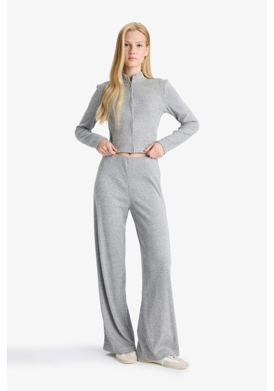 Defacto Beli Lastikli Flare Fit Geniş Paça Eşofman Altı F0991AX25WN Gri Defacto Beli Lastikli Flare Fit Geniş Paça Eşofman Altı F0991AX25WN Gri