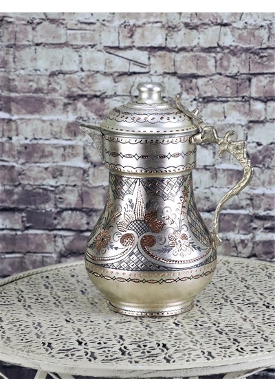 Gül Çiçek Kapaklı Gümüşlü İşlemeli Bakır Sürahi