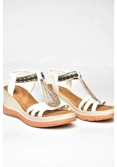 Fox Shoes U258916109 Beyaz Dolgu Tabanlı Kadın Sandalet Beyaz