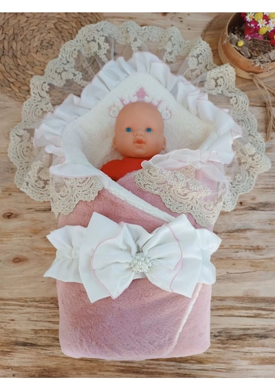 Yenidoğan Wool Yün Kumaş Taç Nakışlı Güpür Duvaklı Fiyonk Prizma Taş Unisex Kundak Bebek Battaniyesi Pembe Çok Renkli