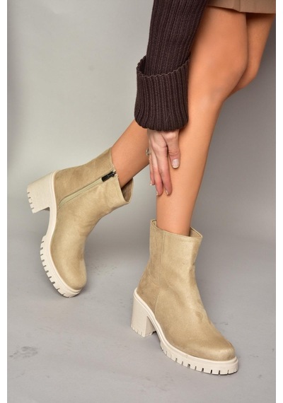 Fox Shoes T726911102 Bej Süet Kalın Topuklu Kadın Bot Bej